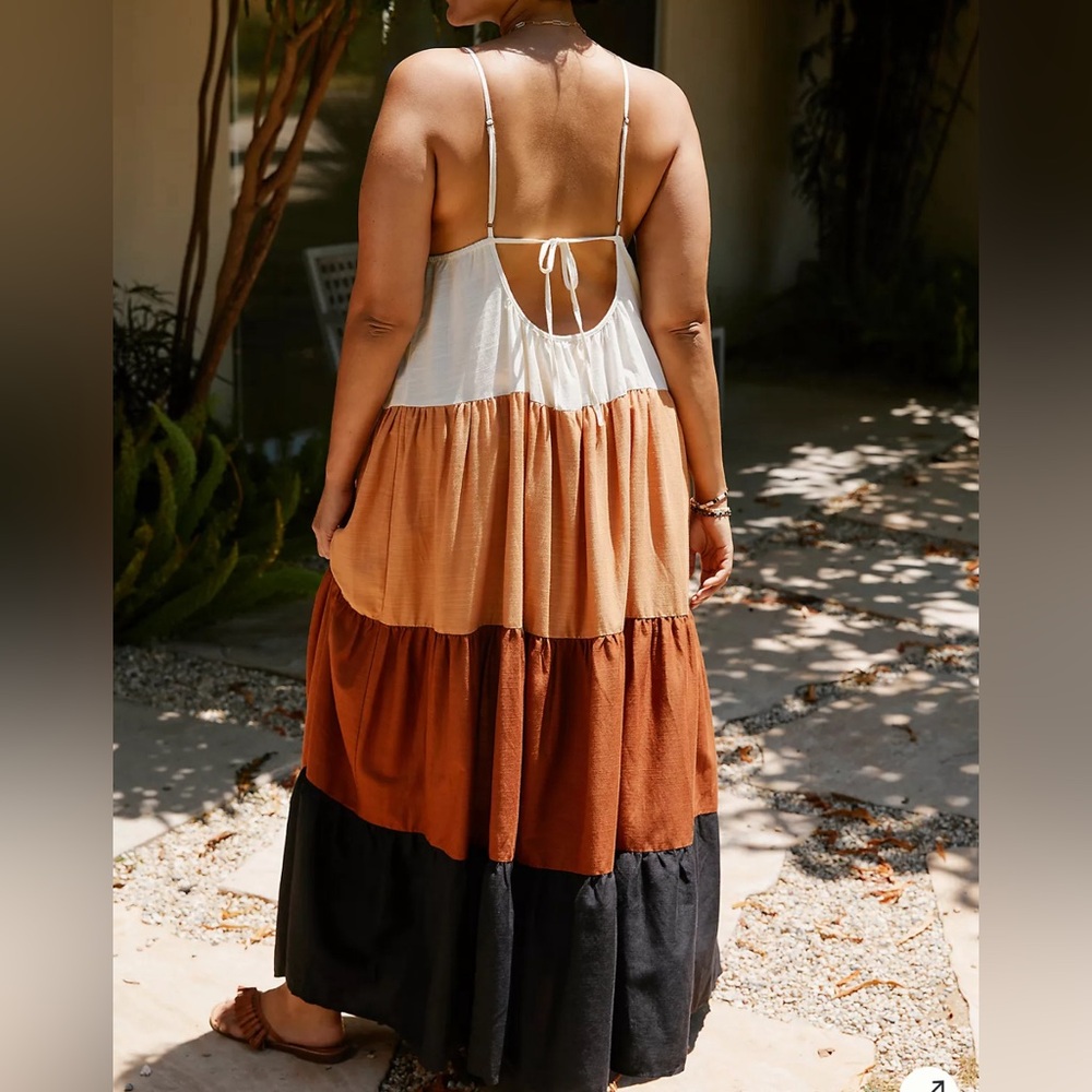 NEW The Raya Colorblock Maxi Dress - Picture 2 of 3